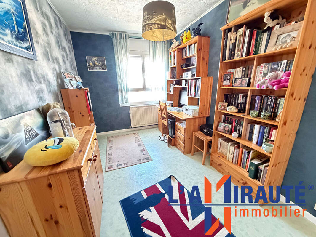 Appartement à SARTROUVILLE