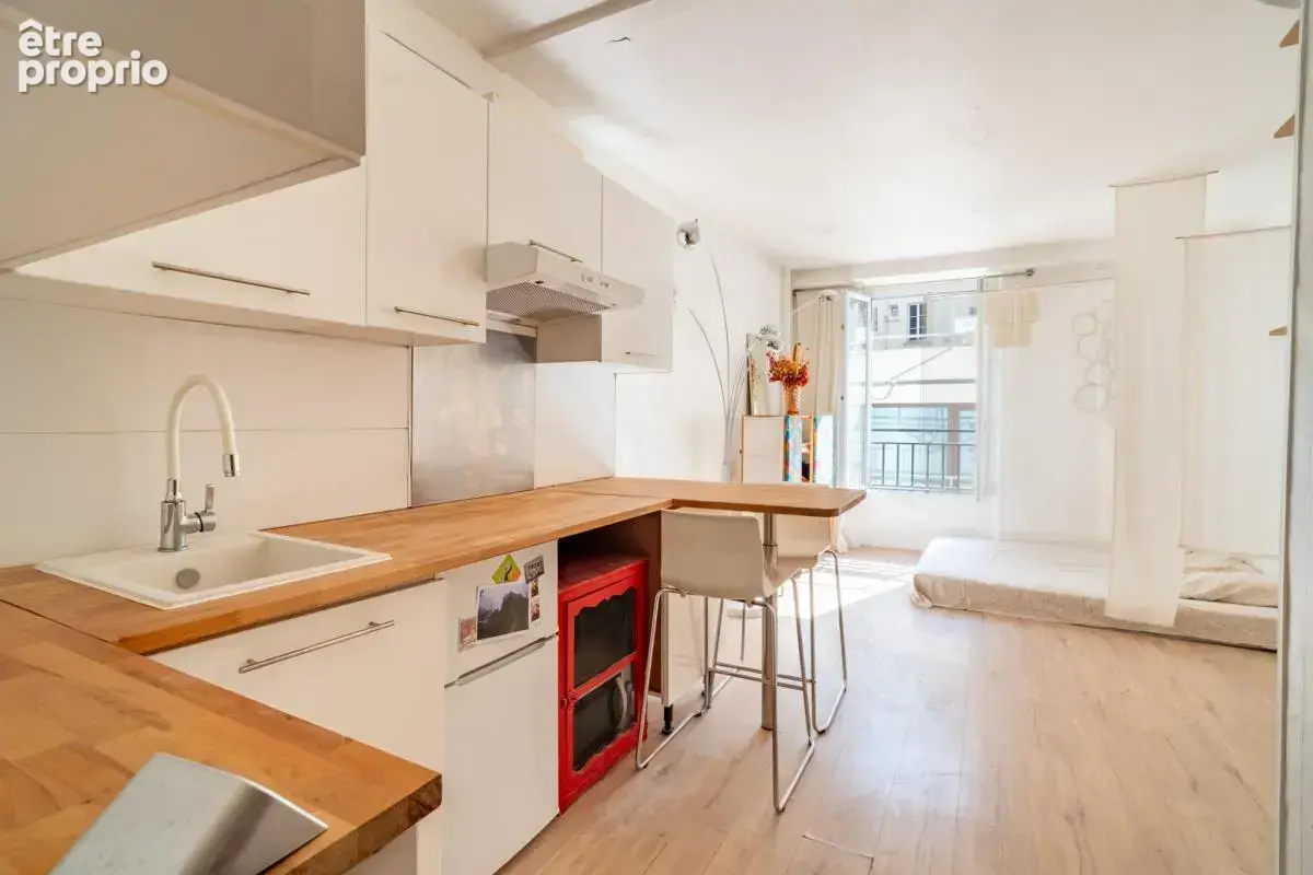 Appartement à PARIS-7E