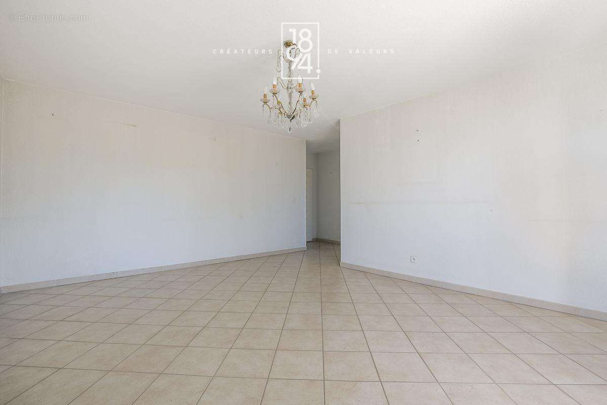Appartement à MARSEILLE-13E