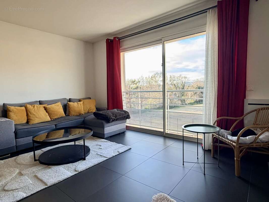 Appartement à MARSEILLE-16E