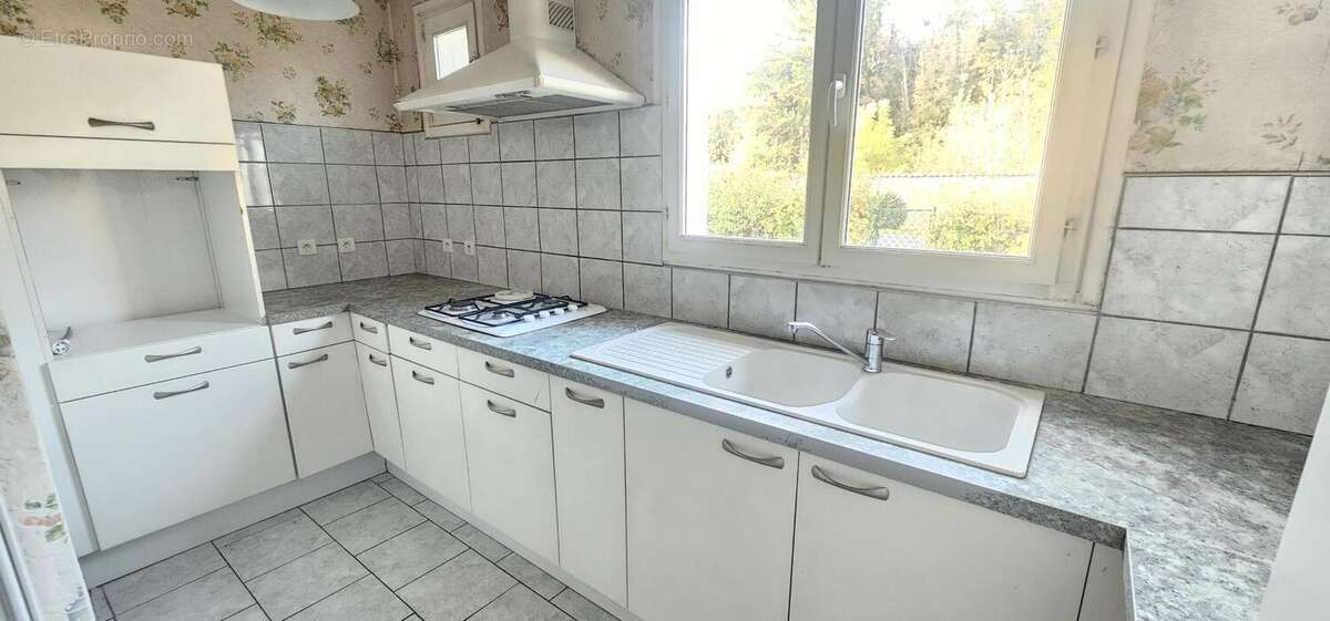 Maison à SAINT-GEORGES-DE-RENEINS