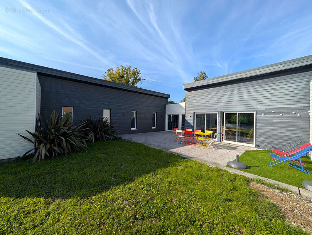 Maison à ROZ-SUR-COUESNON