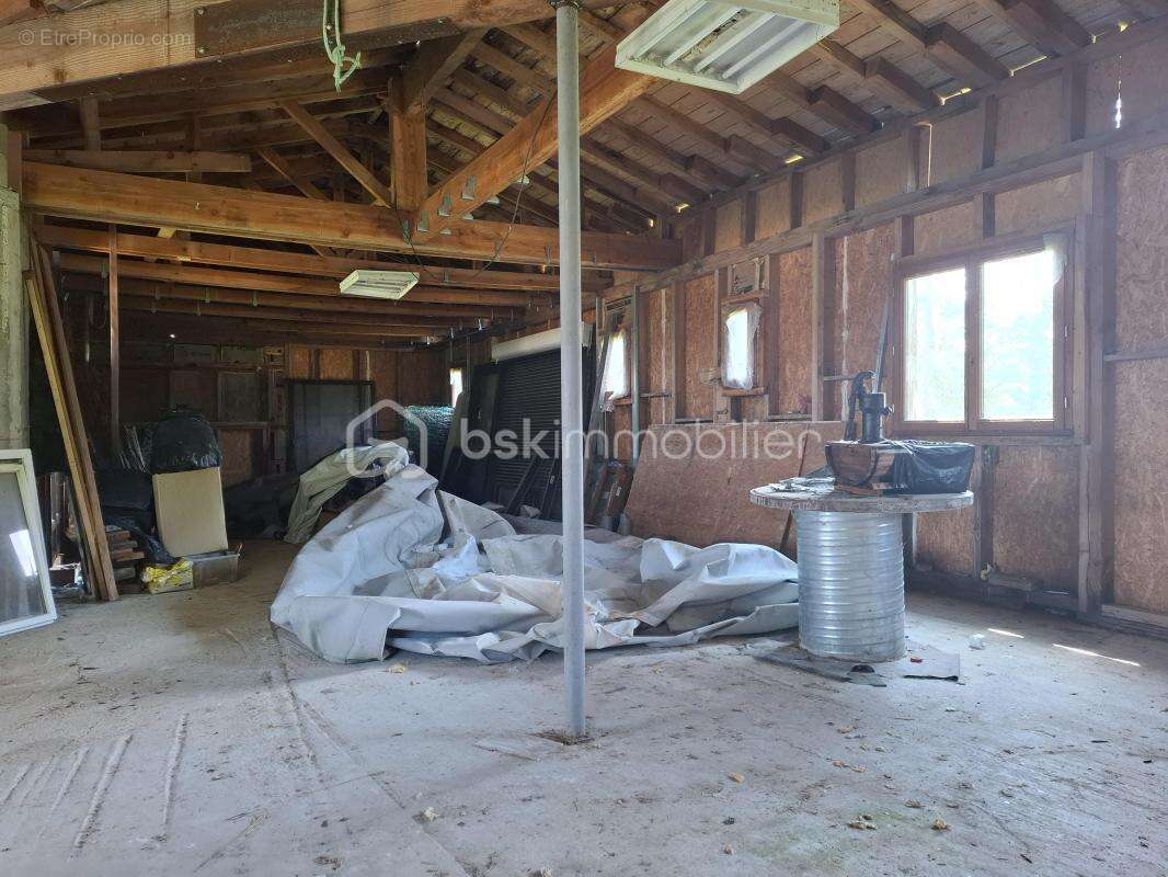 Maison à terminer de 160 m² – Vue campagne – Pessac-sur-Dordogne (33890) - photo 7