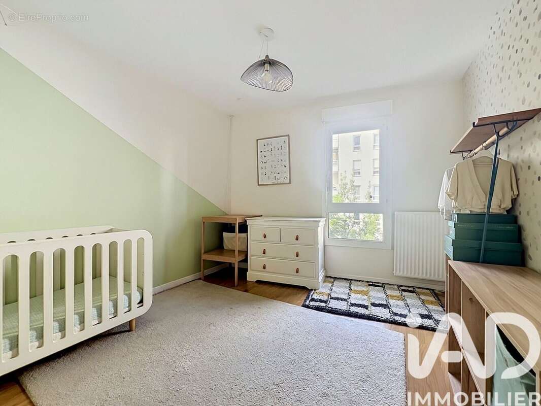 Photo 7 - Appartement à SURESNES