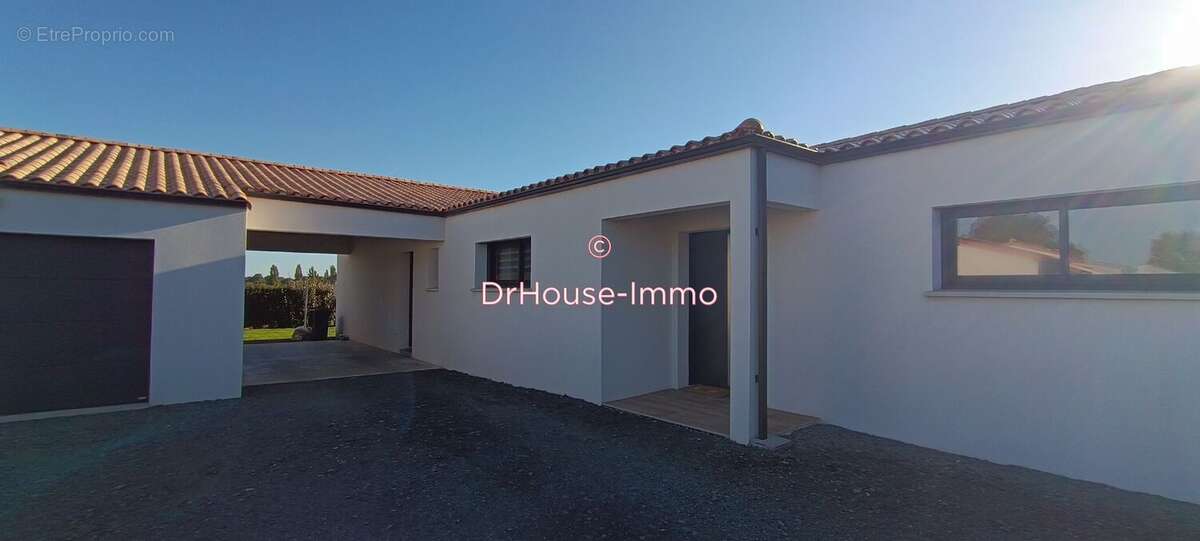 Maison à SAINT-MARTIN-DES-NOYERS