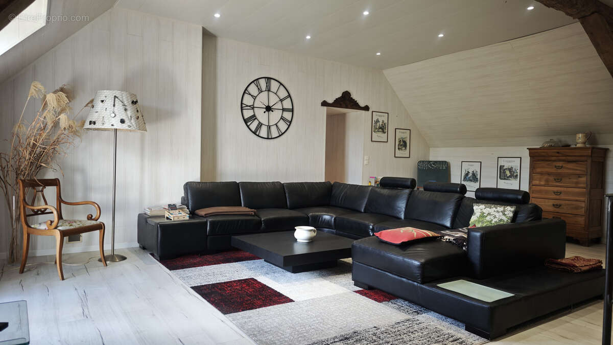 Maison à SERMAGES