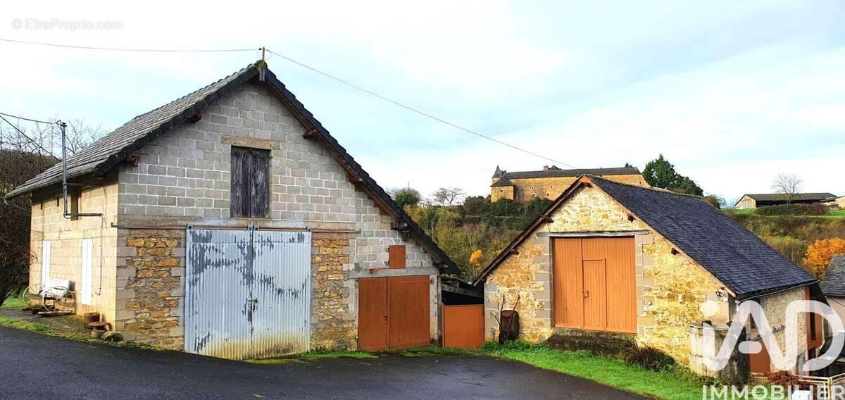 Photo 2 - Maison à TERRASSON-LAVILLEDIEU