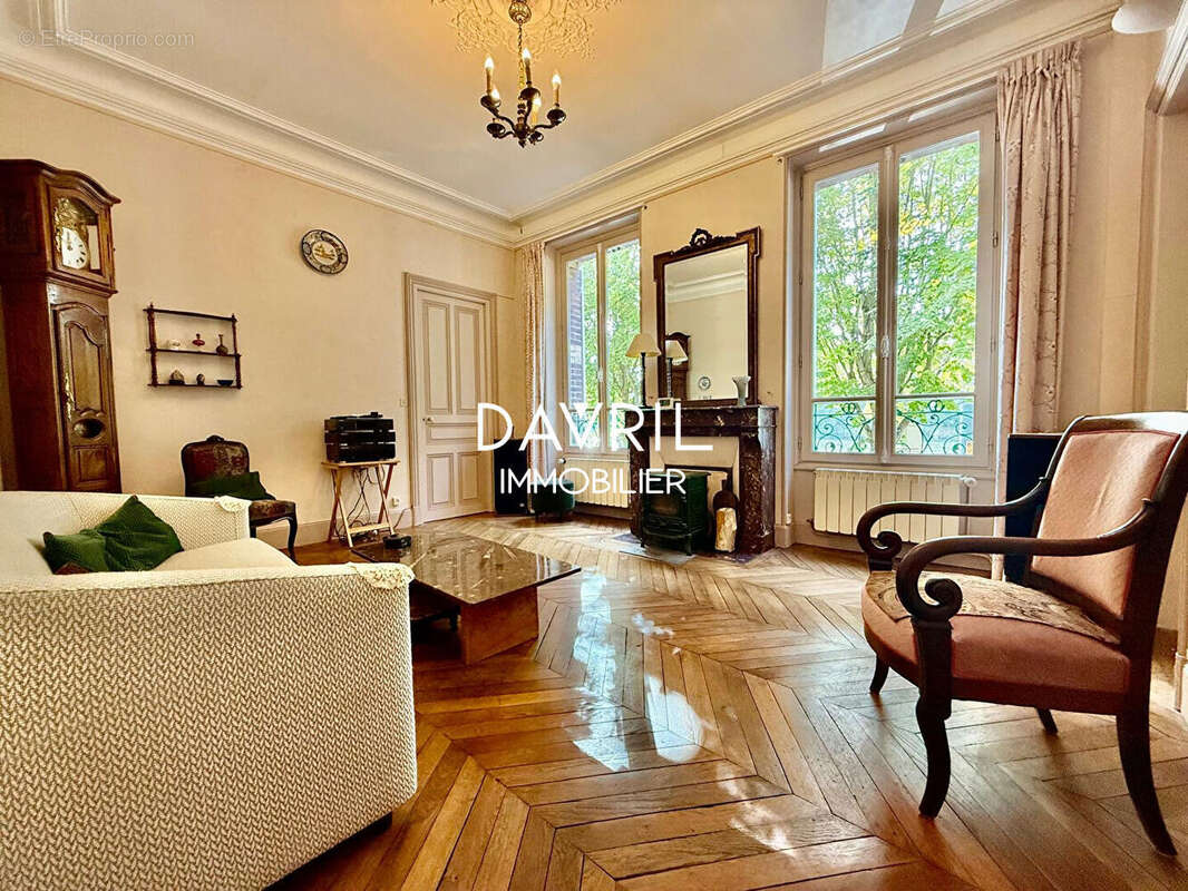 Appartement à CONFLANS-SAINTE-HONORINE