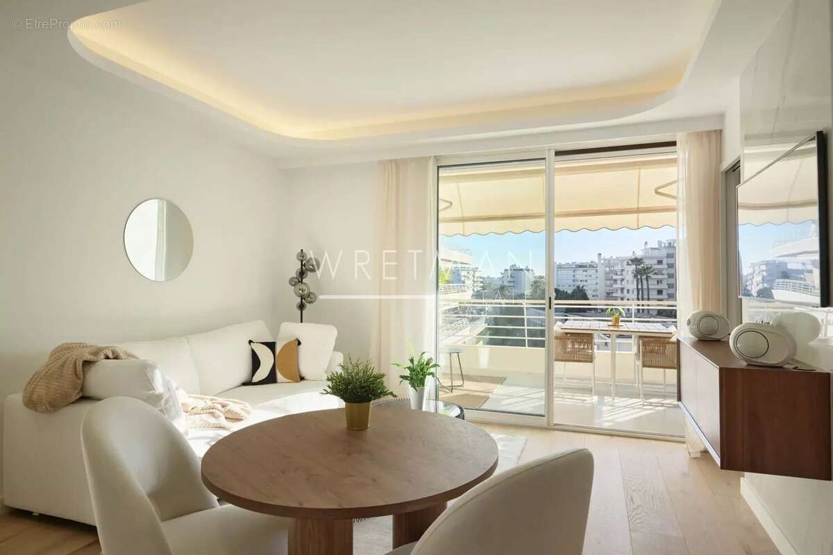 Appartement à CANNES