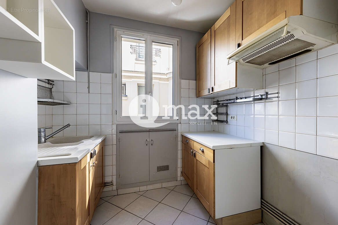 Appartement à LEVALLOIS-PERRET