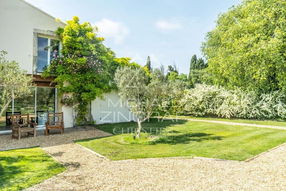 Maison à SAINT-REMY-DE-PROVENCE