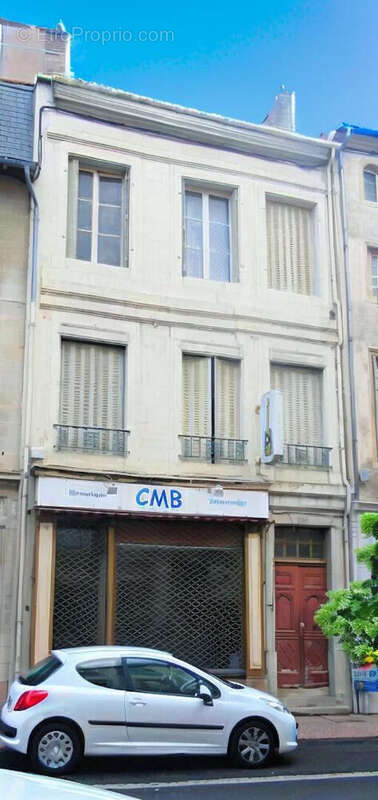 Appartement à MIRECOURT