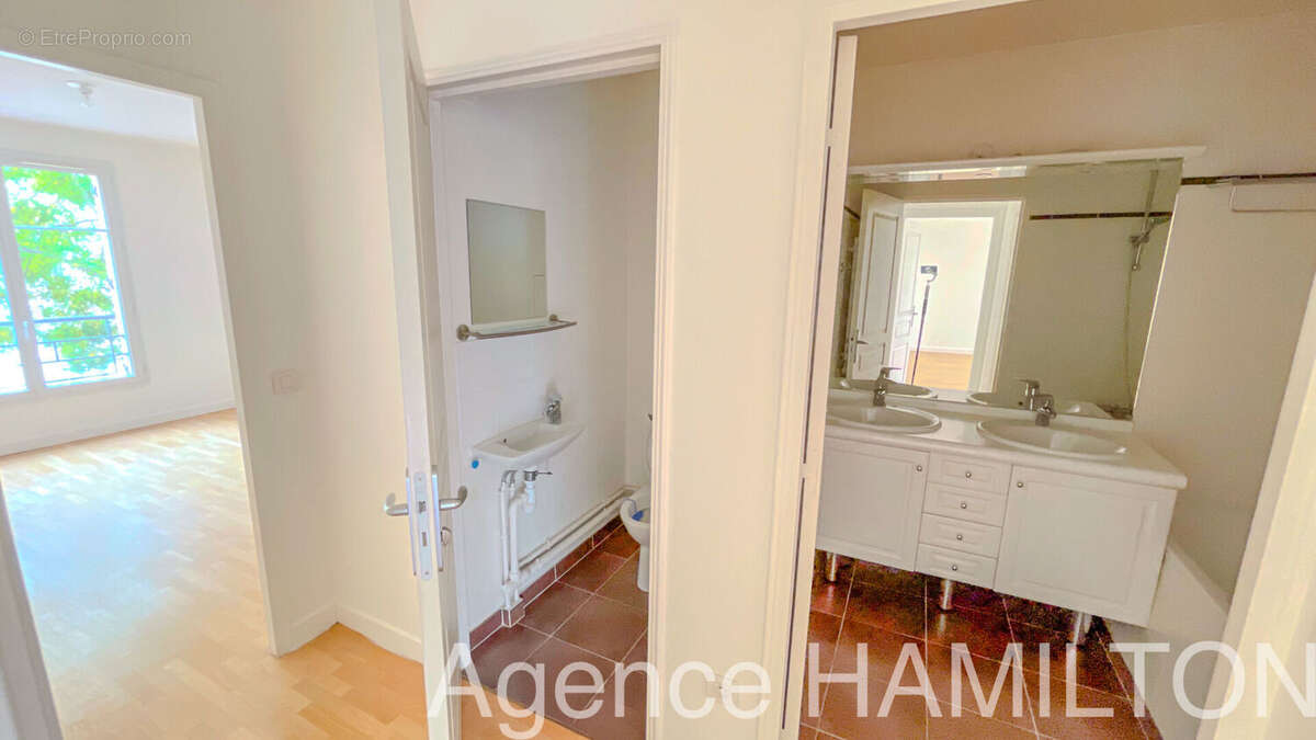 Garches Mairie, T5 de 116m2 4 chambres et parking - photo 12