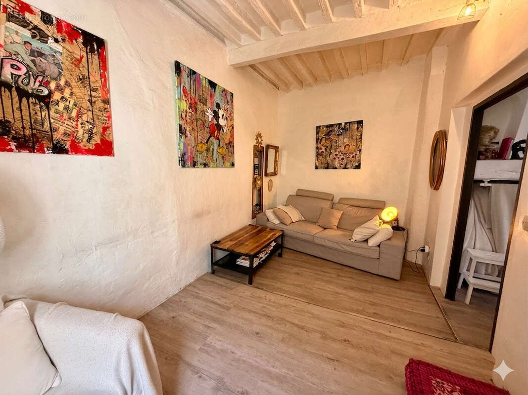 Maison de village R+3 avec dépendance - photo 6