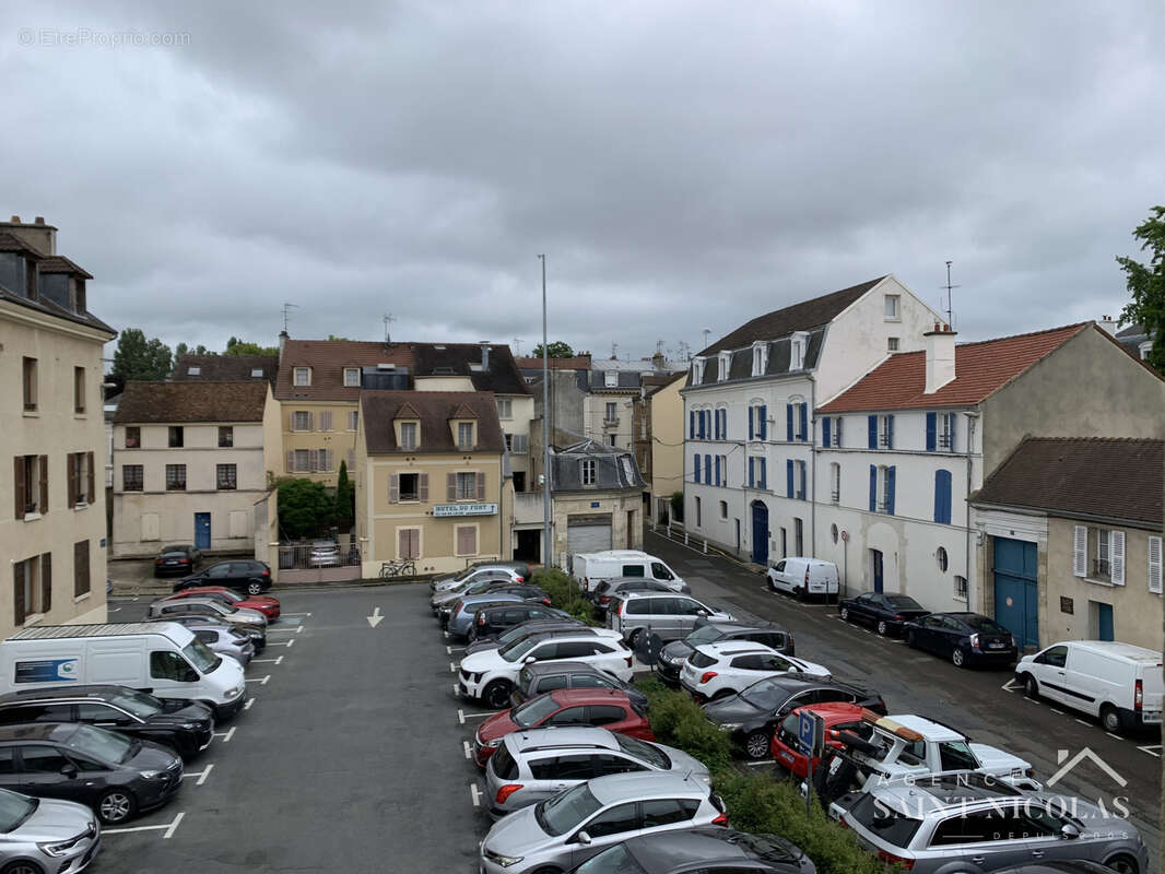 Maison à MEULAN