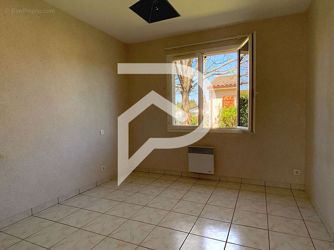 Maison à SAINT-SEURIN-SUR-L'ISLE