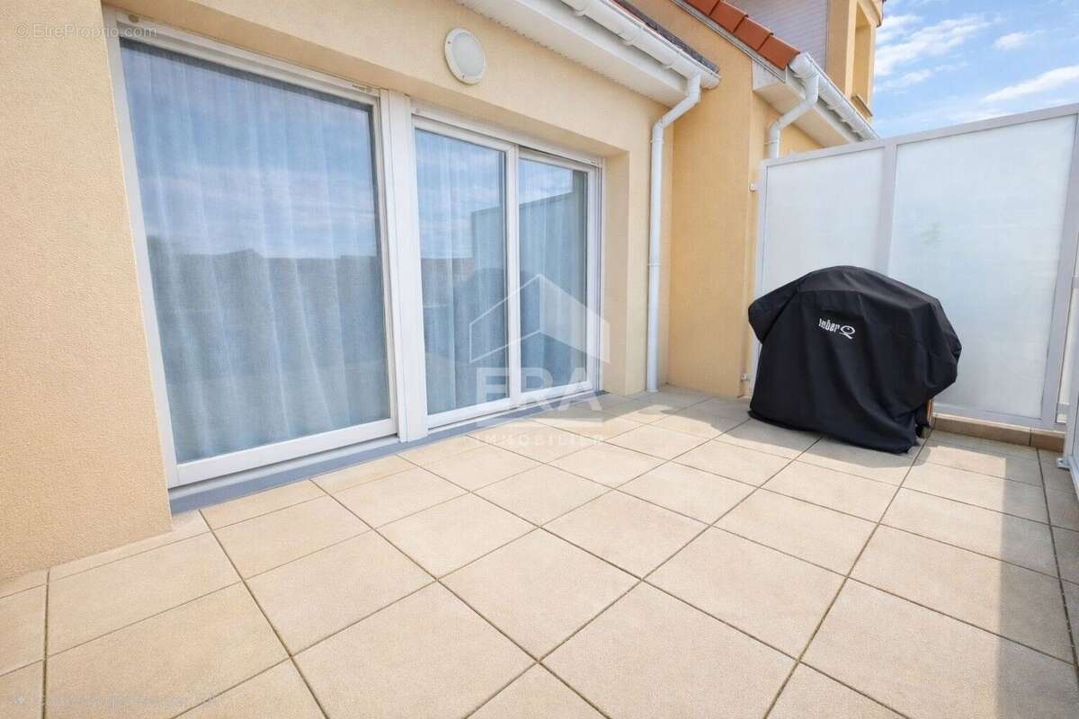 Appartement à SAINT-MARTIN-BOULOGNE