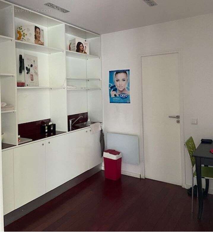 Commerce à ISSY-LES-MOULINEAUX