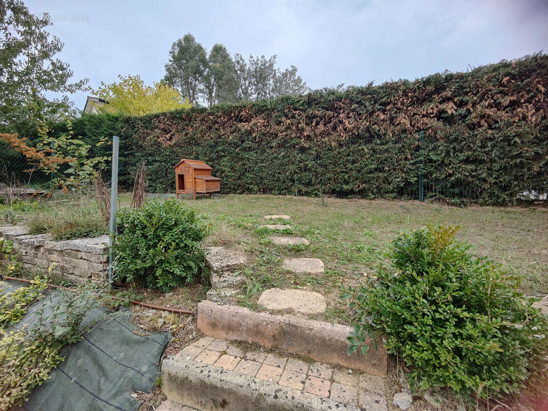 Appartement à FLOURENS
