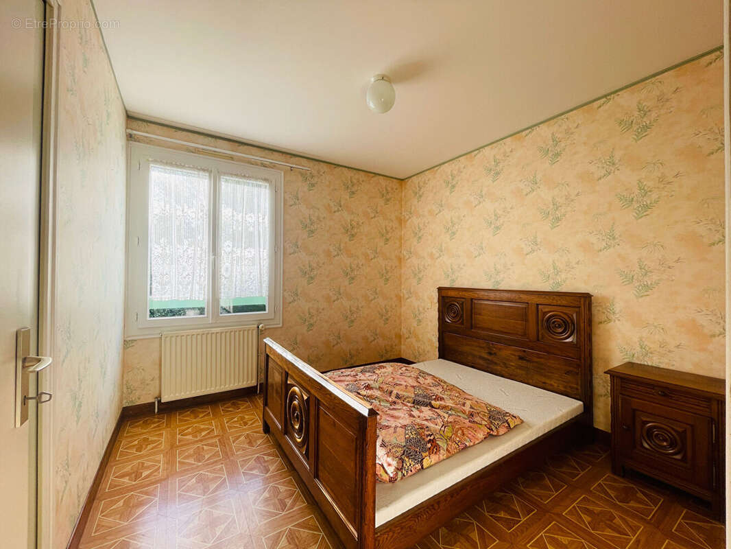 Maison à SAINT-PAUL-MONT-PENIT