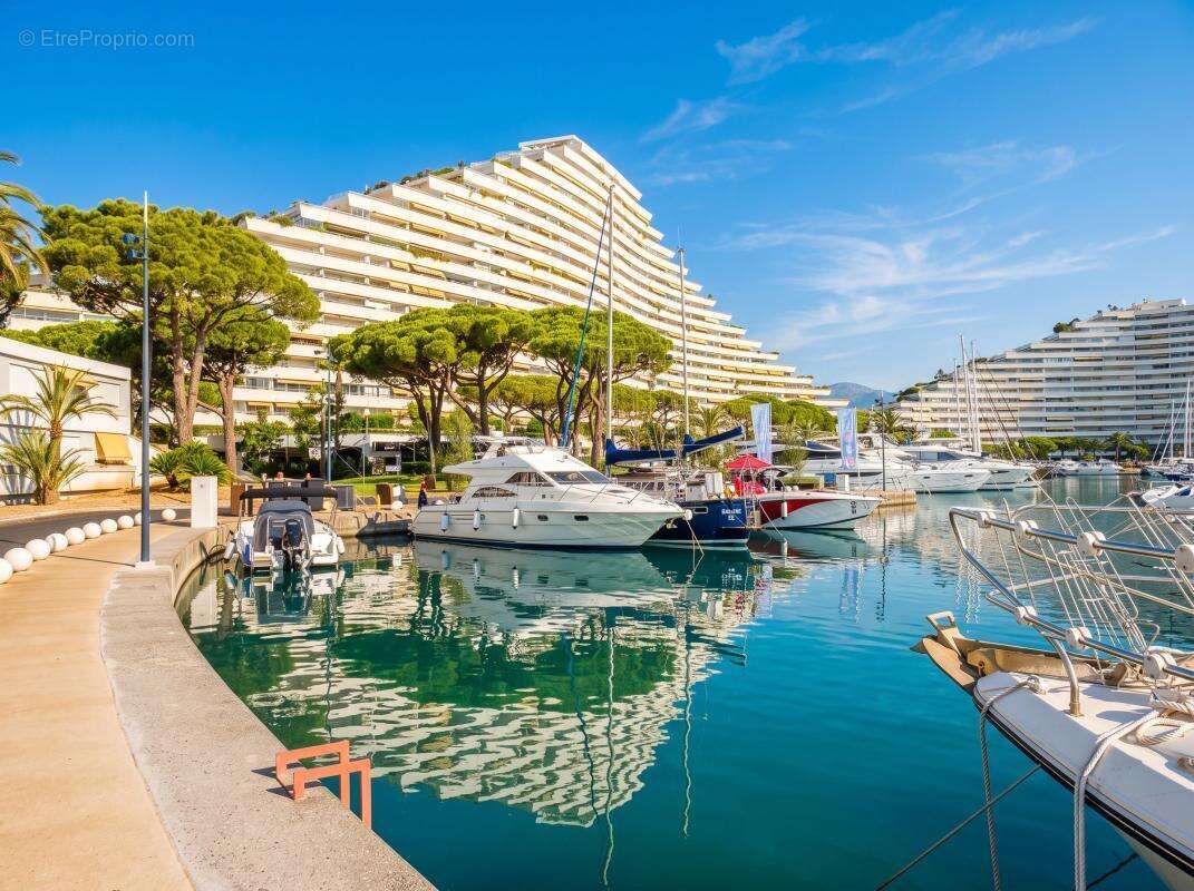 Appartement 2 pièces Marina Baie des Anges à Vendre - photo 3