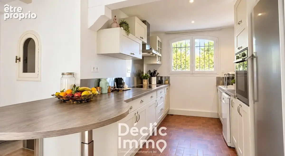 Maison familiale de 156 m² avec dépendance pro sur 2700 m² de terrain MAGNAC SUR TOUVRE - photo 8