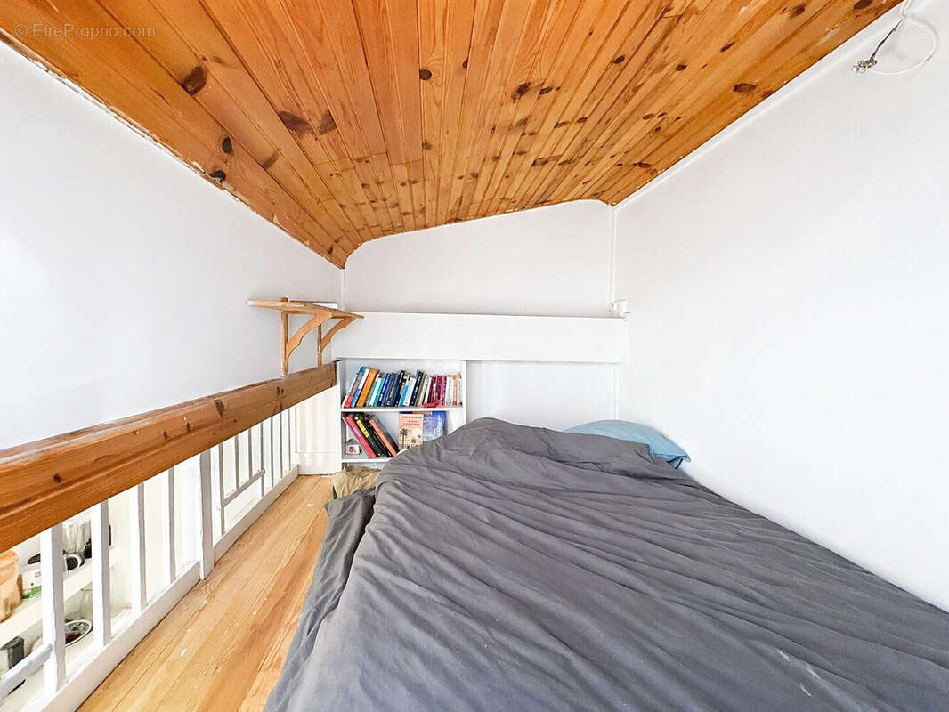 Appartement à PARIS-3E