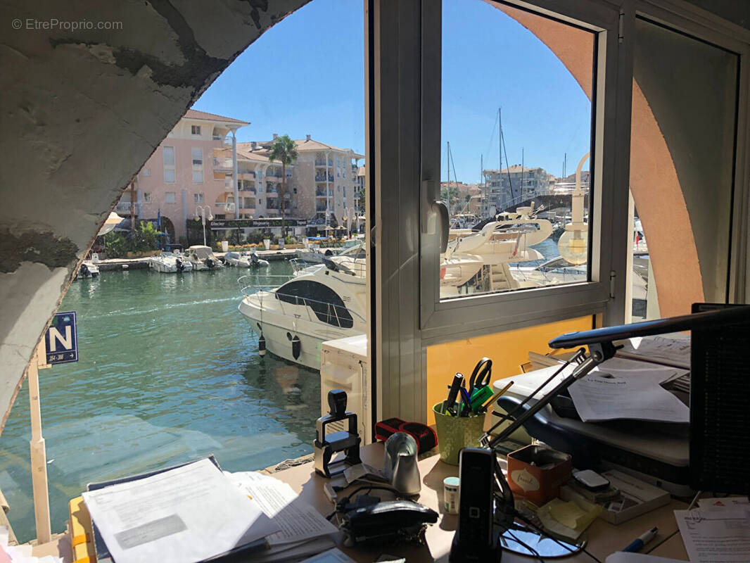 Commerce à FREJUS