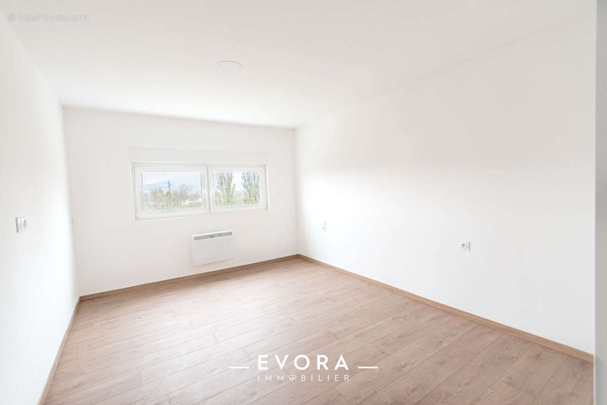 Appartement à VITRY-SUR-ORNE