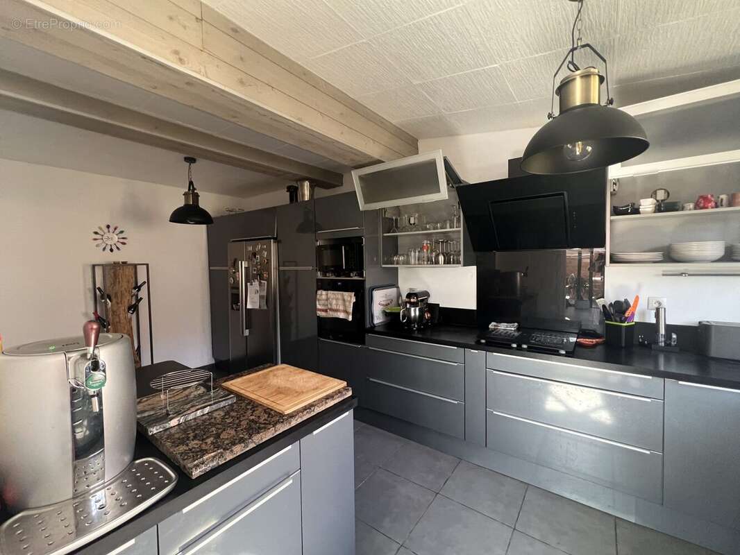 Maison 137 m² à Corneilla-La-Riviere  - photo 3
