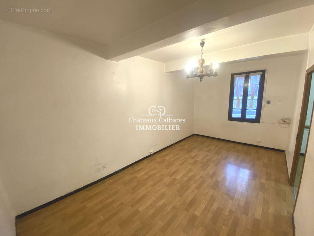 Salon - Maison à RASIGUERES