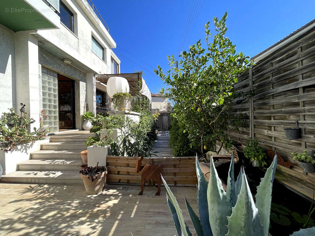 Maison à VILLENEUVE-LOUBET