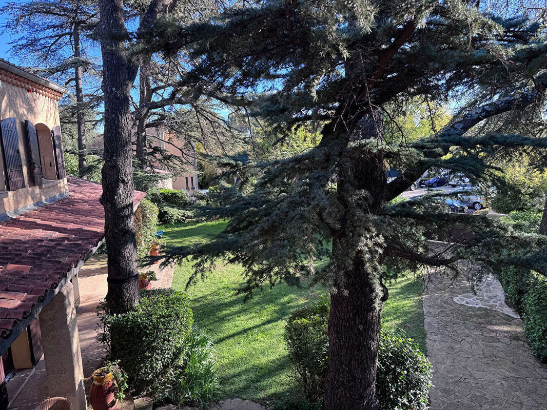 Maison à VILLENEUVE-LES-AVIGNON