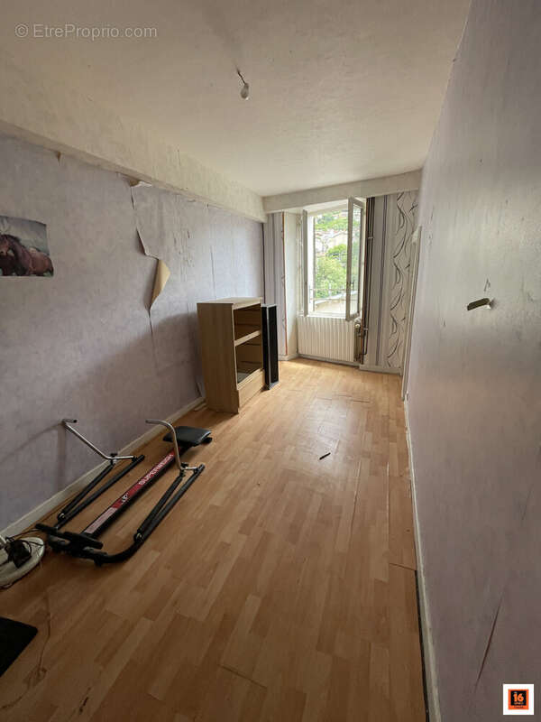 Appartement à THIERS