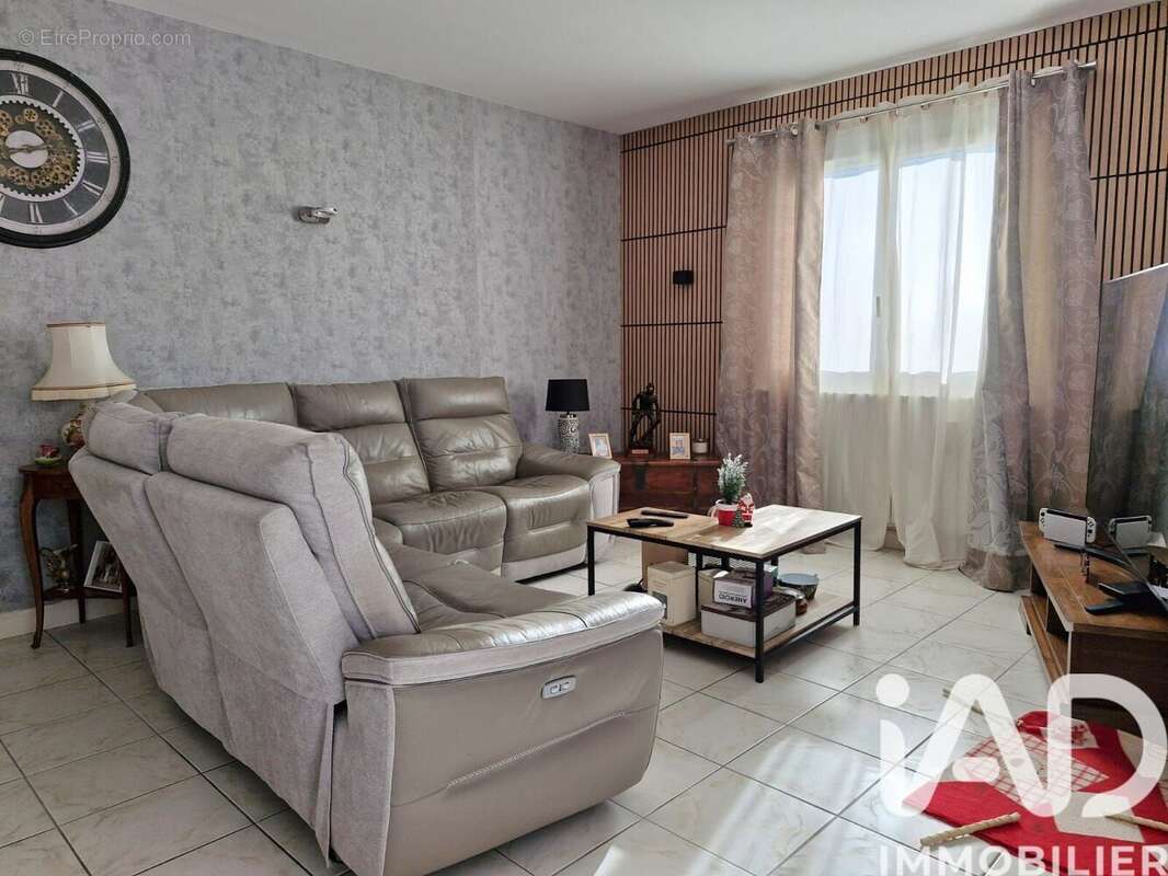 Photo 3 - Maison à SAINT-GEORGES-DE-DIDONNE