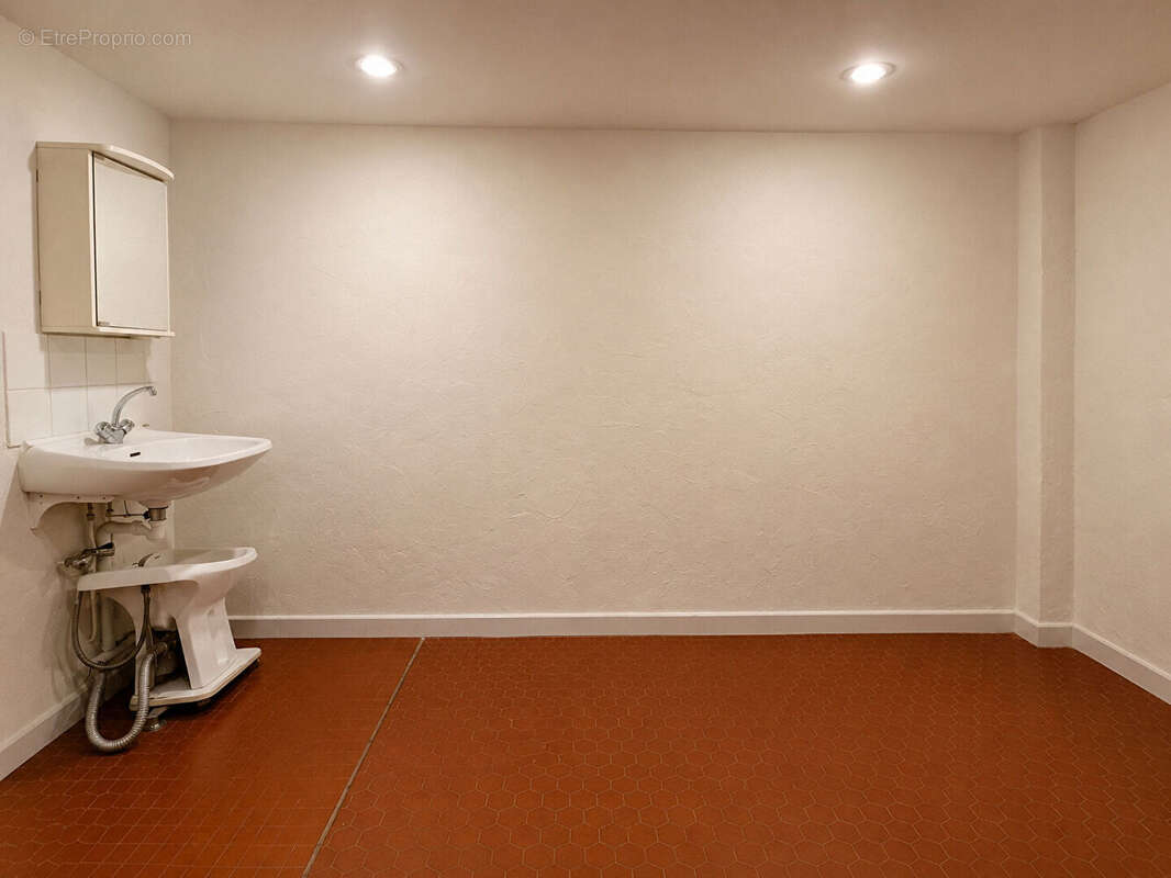 Appartement à MARSEILLE-5E