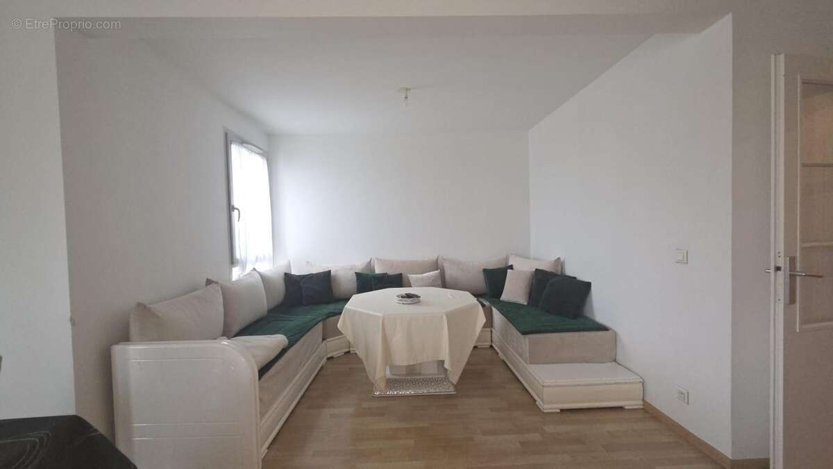 Appartement à MANTES-LA-JOLIE