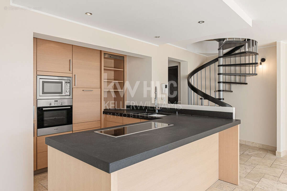 Appartement 157 m² à Grasse  - photo 4