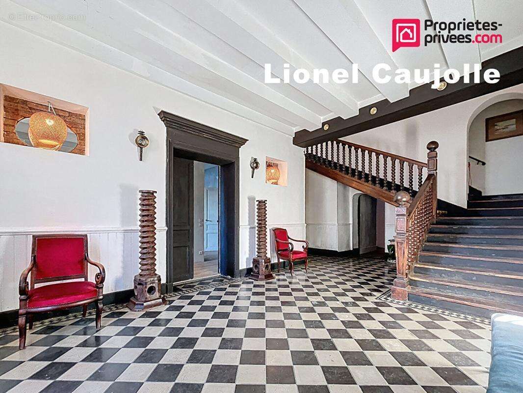 Maison à LISLE-SUR-TARN