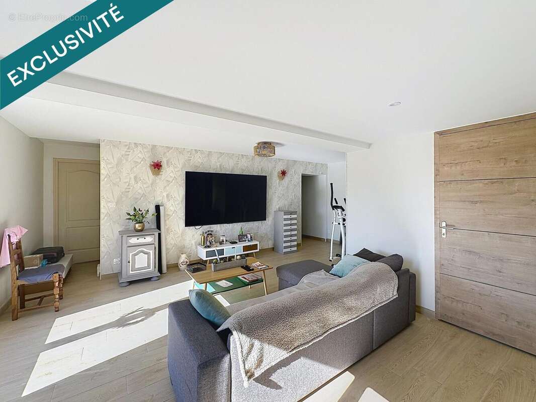 Maison 140 m² à Epegard  - photo 5