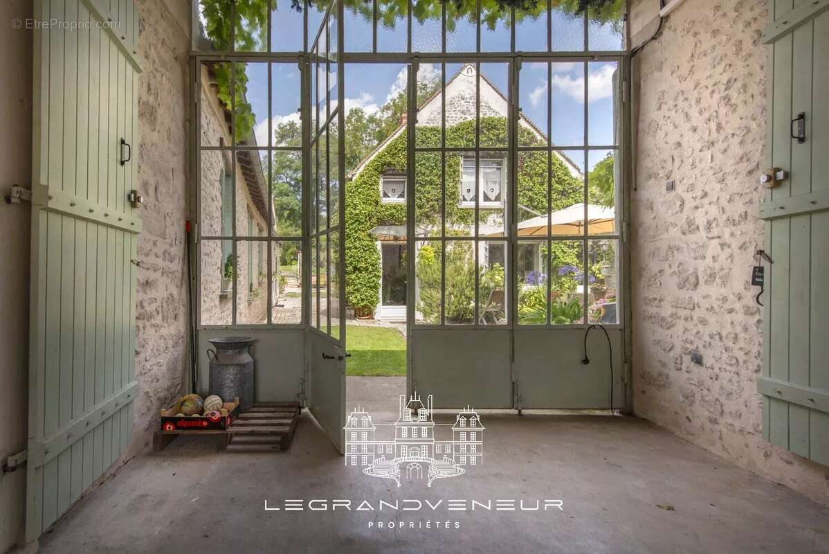 Maison à MILLY-LA-FORET