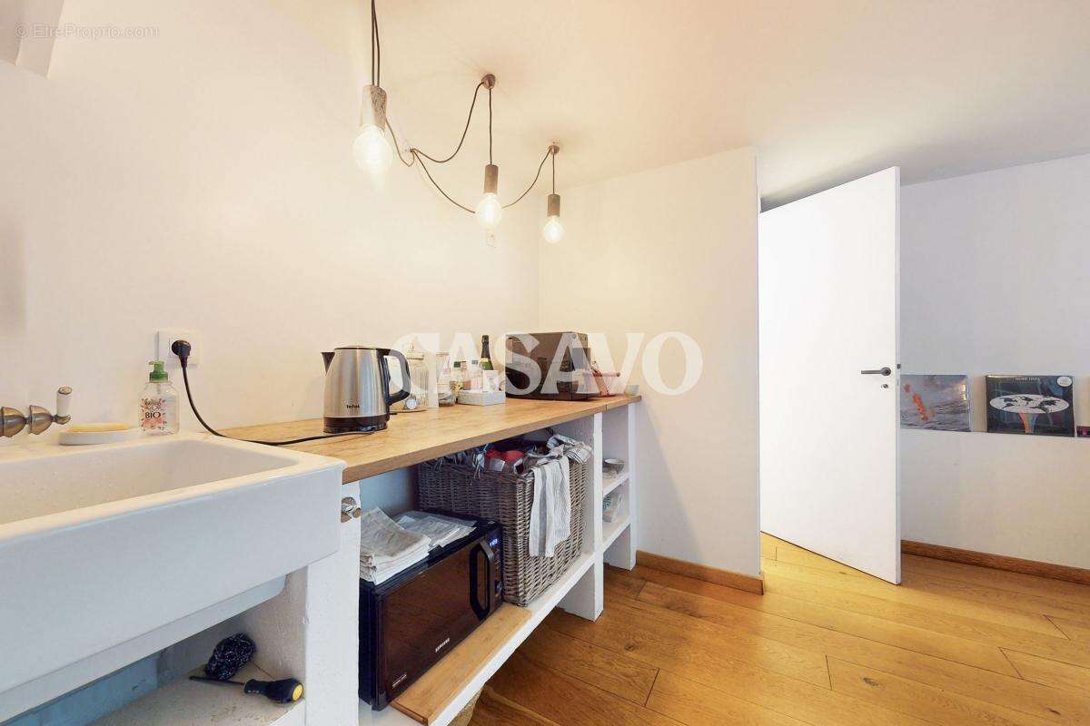 Appartement à PARIS-11E