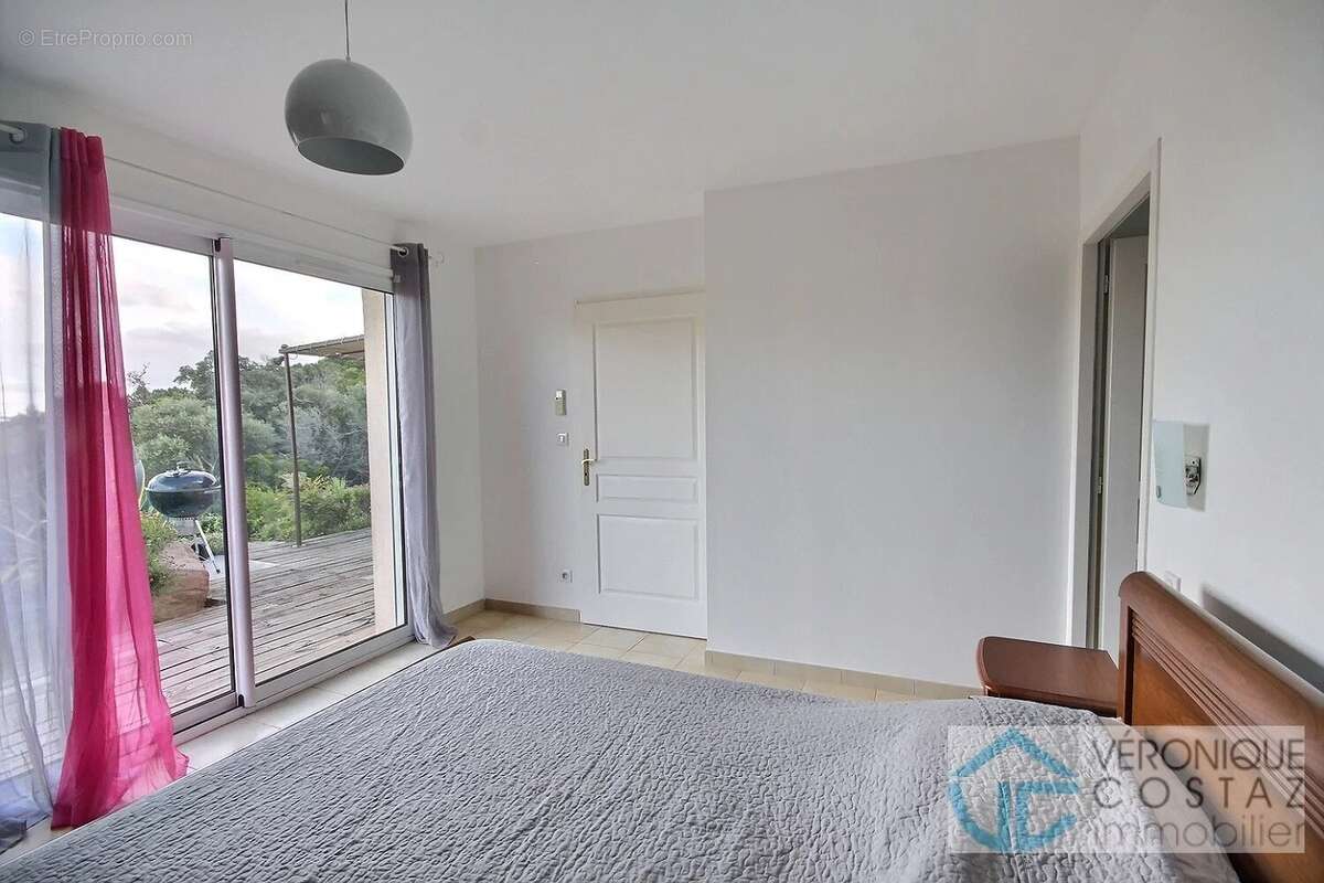 Maison à PORTO-VECCHIO