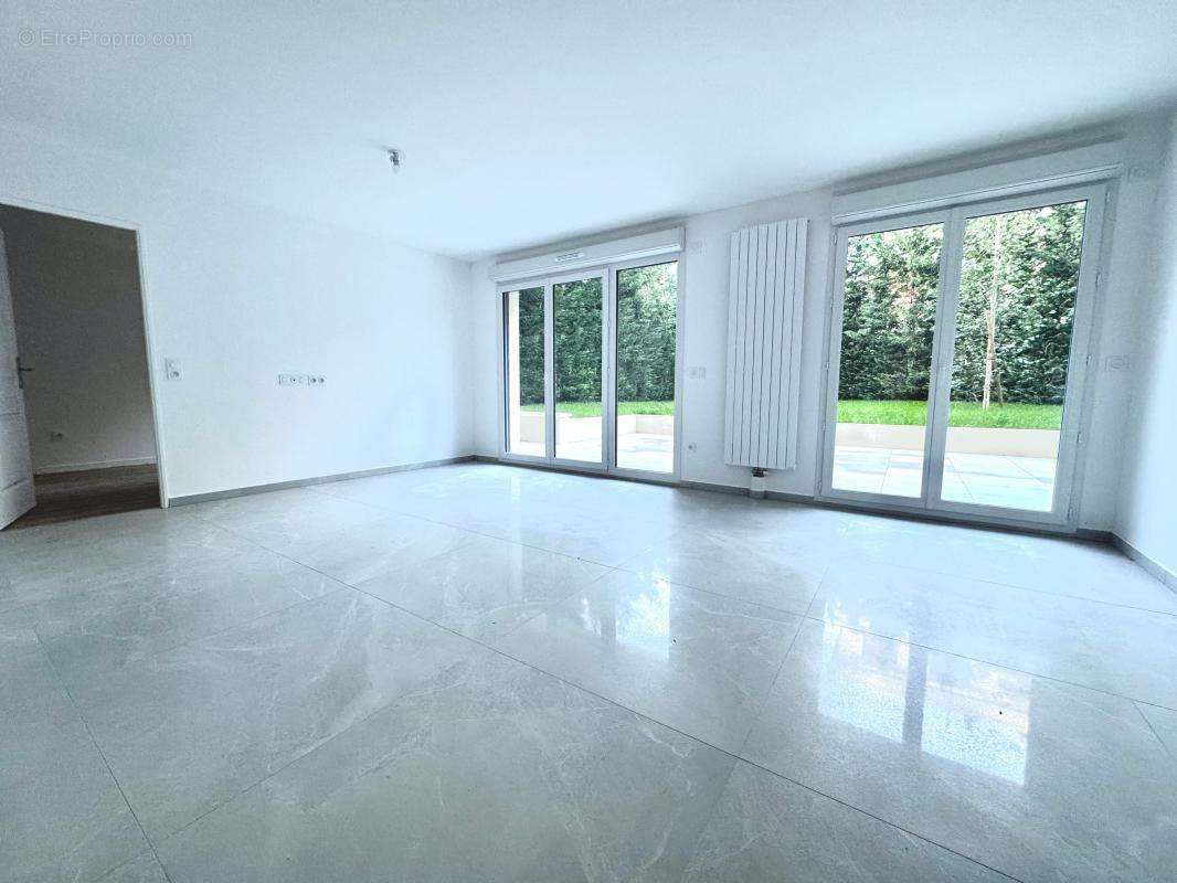 Appartement à VILLEMOMBLE