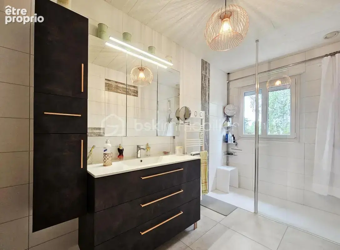 CHAMPEIX – Maison familiale 150 m² – 5 chambres – Terrain 2 000 m² - photo 8