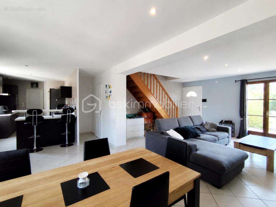 Maison-4 chambres-garage et jardin - photo 4