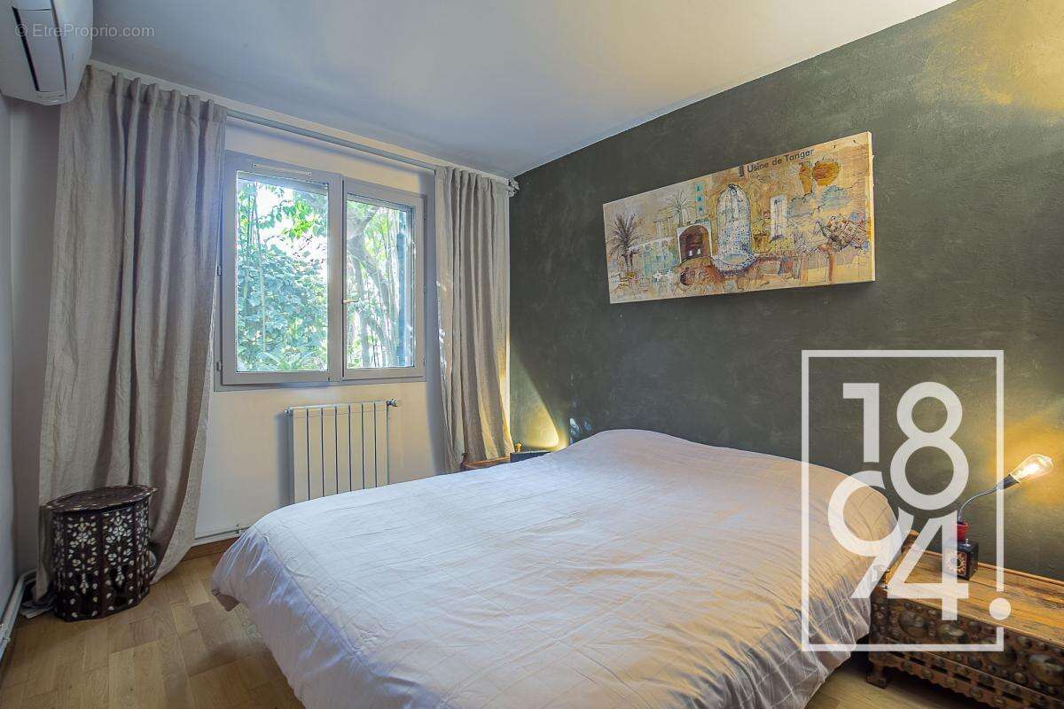 Appartement à MARSEILLE-9E