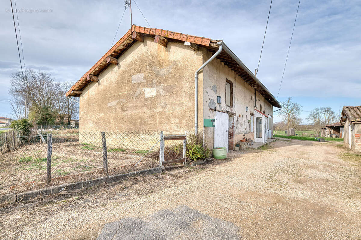 Maison à VILLARS-LES-DOMBES
