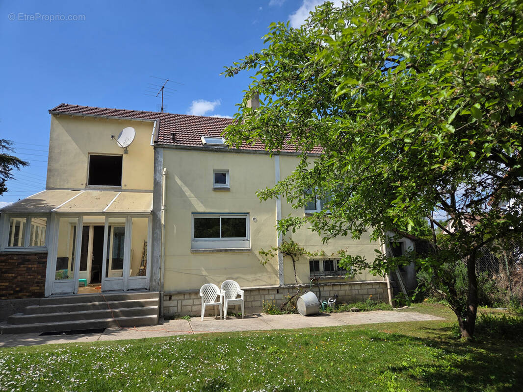 Maison à MONTGERON