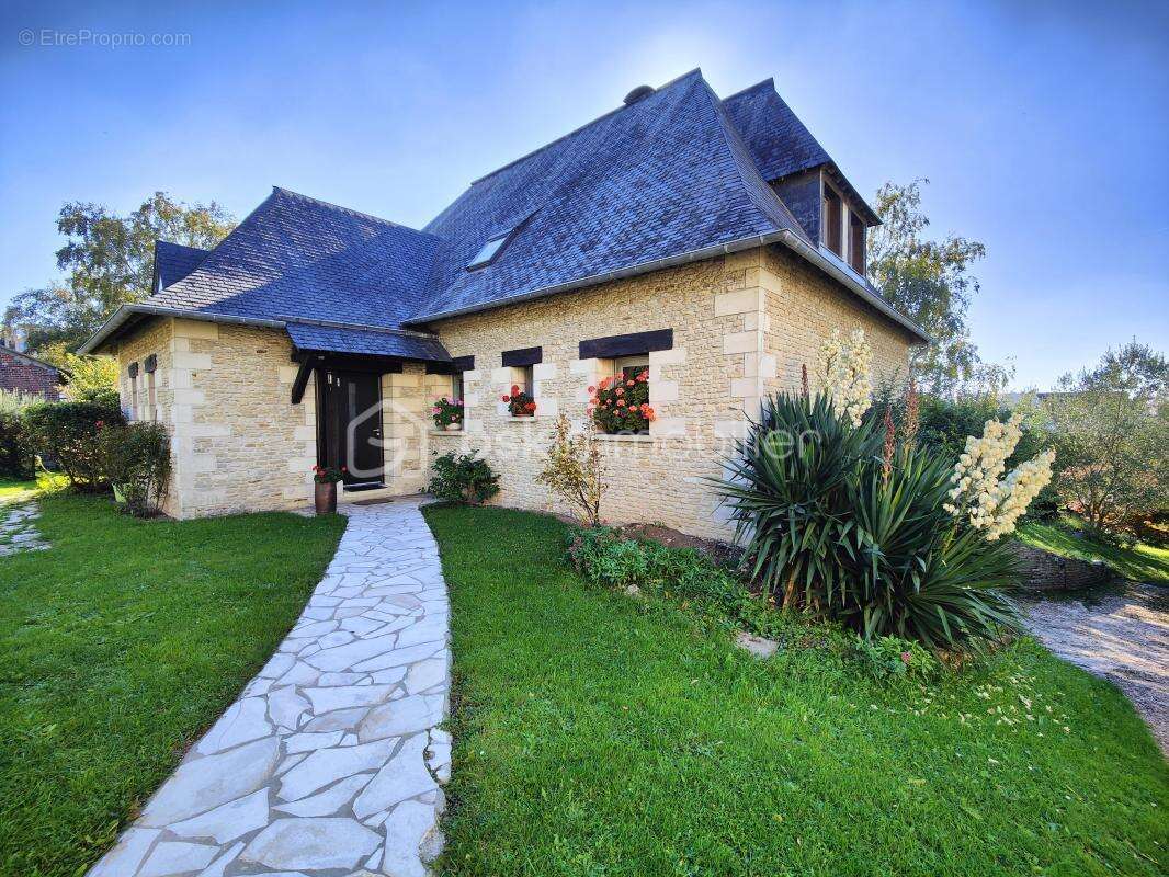 Maison à TROUVILLE-SUR-MER